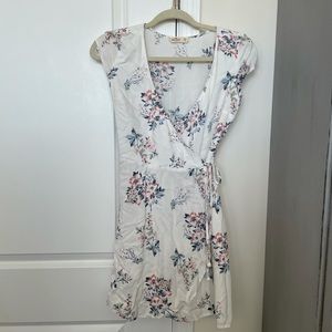 Floral tie front dress from Hollister